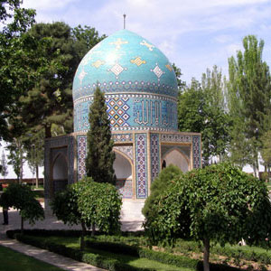 چرخ خیاطی آکمه